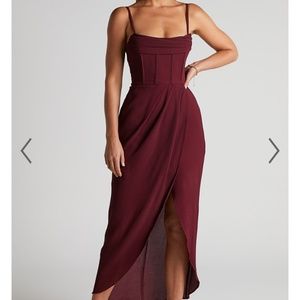 Showpo brand Andrina wine midi dress size 12 NWT